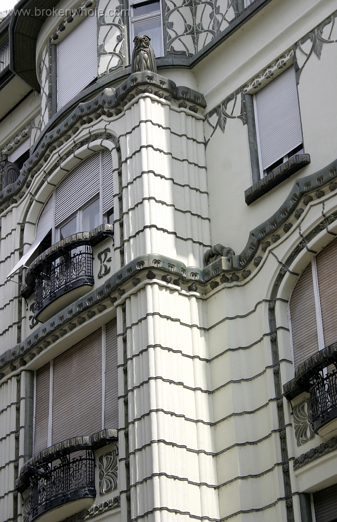Budapest Architecture 4.jpg